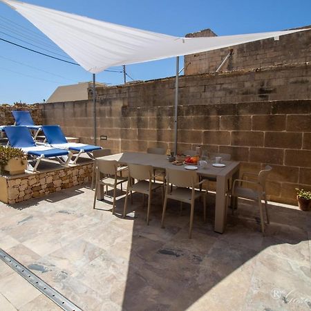 Hotel Mandolina Casa Għarb Esterno foto