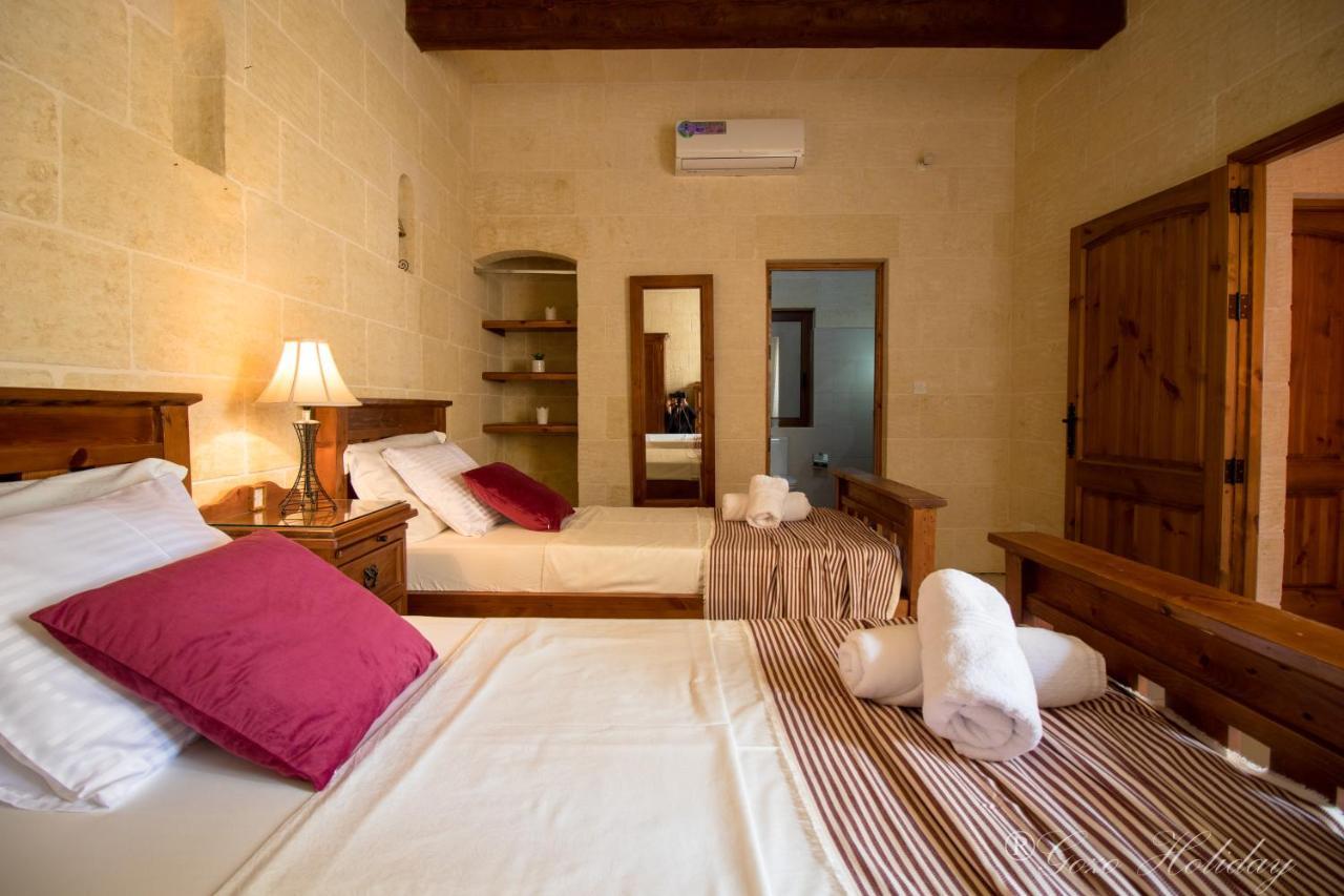 Hotel Mandolina Casa Għarb Esterno foto